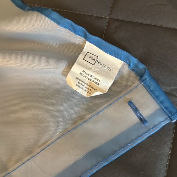 Beach waves bathroom shower/tub set, curtain, rug, liner and more - Picture 4 of 11